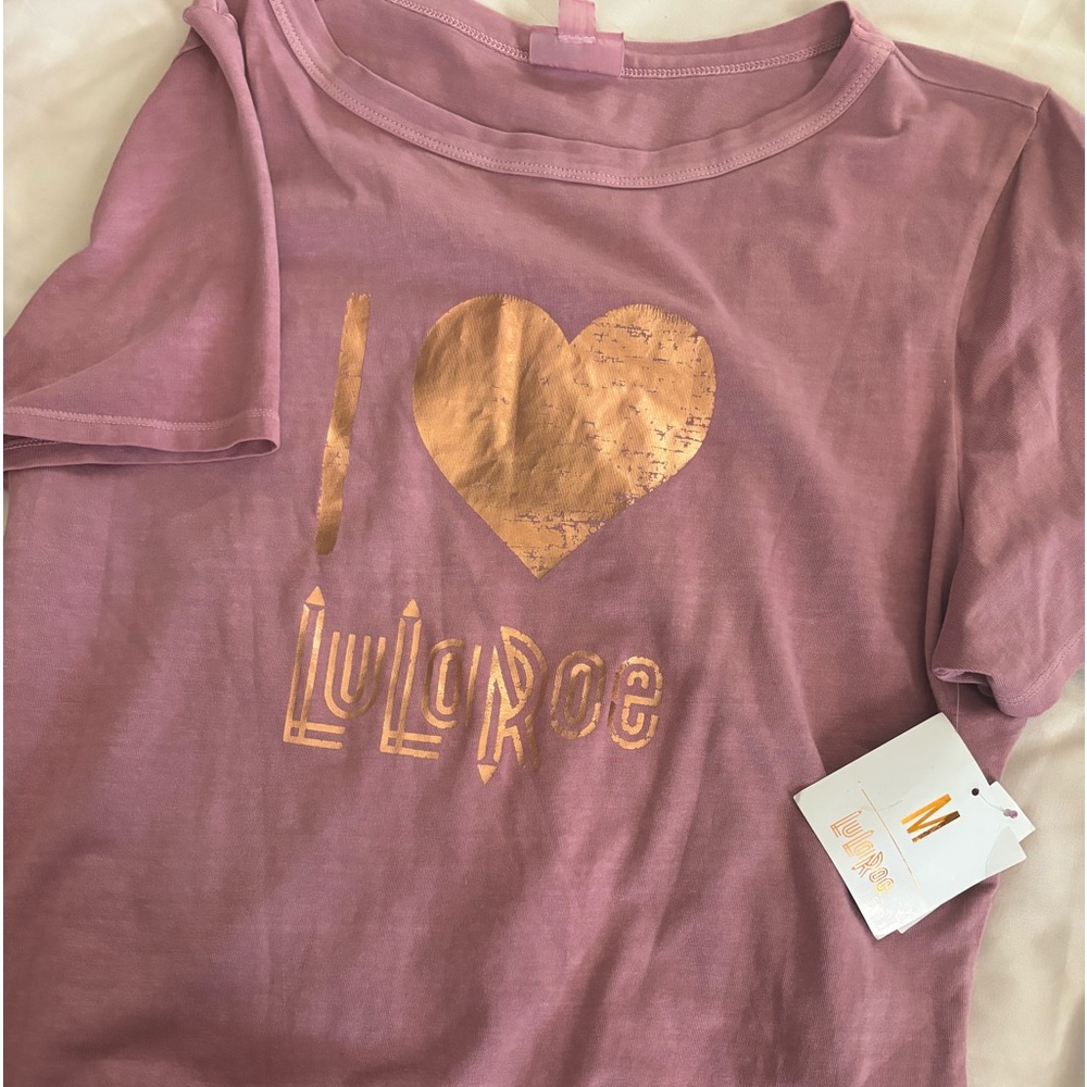 Medium LuLaRoe top